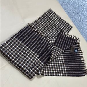 NWOT 100% wool Men's Brown Checkered Scarf by barini​​